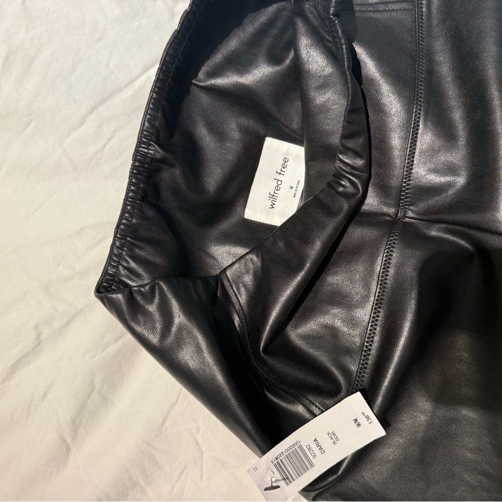 Aritzia-Wilfred Midnight Black Leather leggings